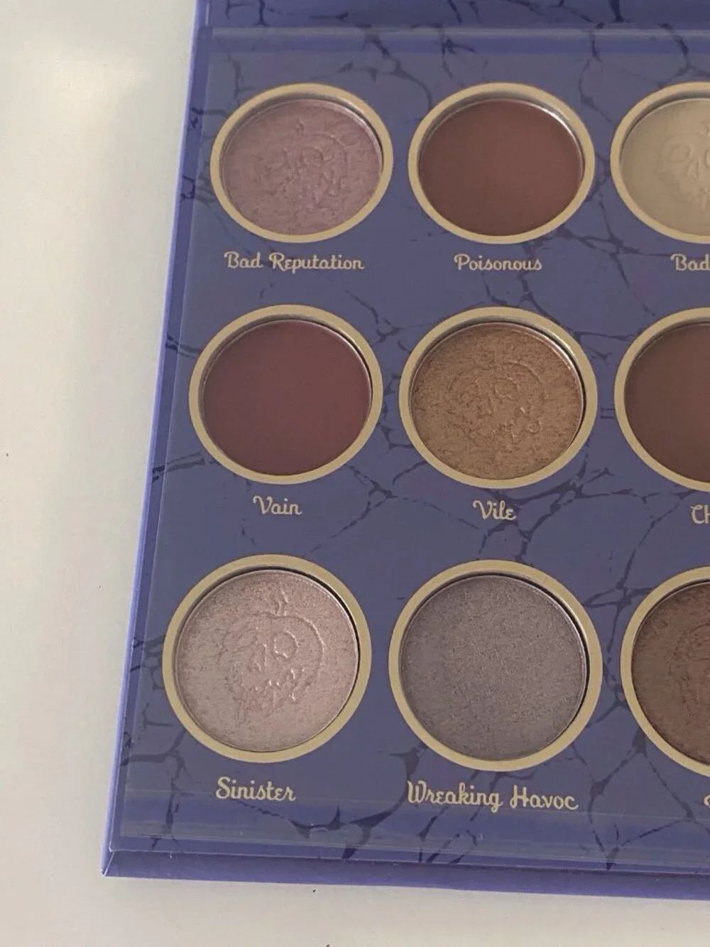 Taste Beauty Disney Villains Eyeshadow Palette Evil Queen 12 Shades Maleficent